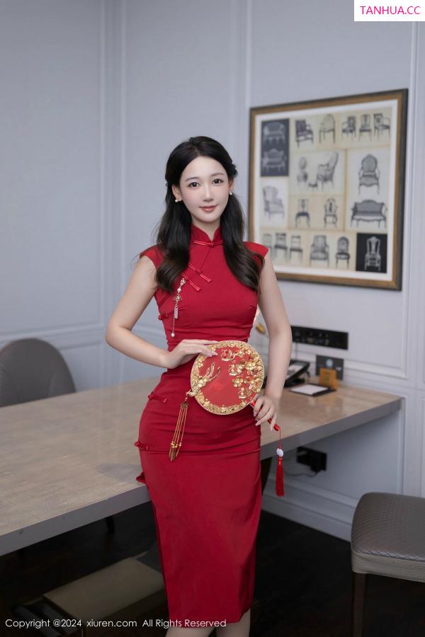 唐安琪  [XiuRen]高清写真图 2024.11.18 No.9463 唐安琪 丝袜美腿第2张图片